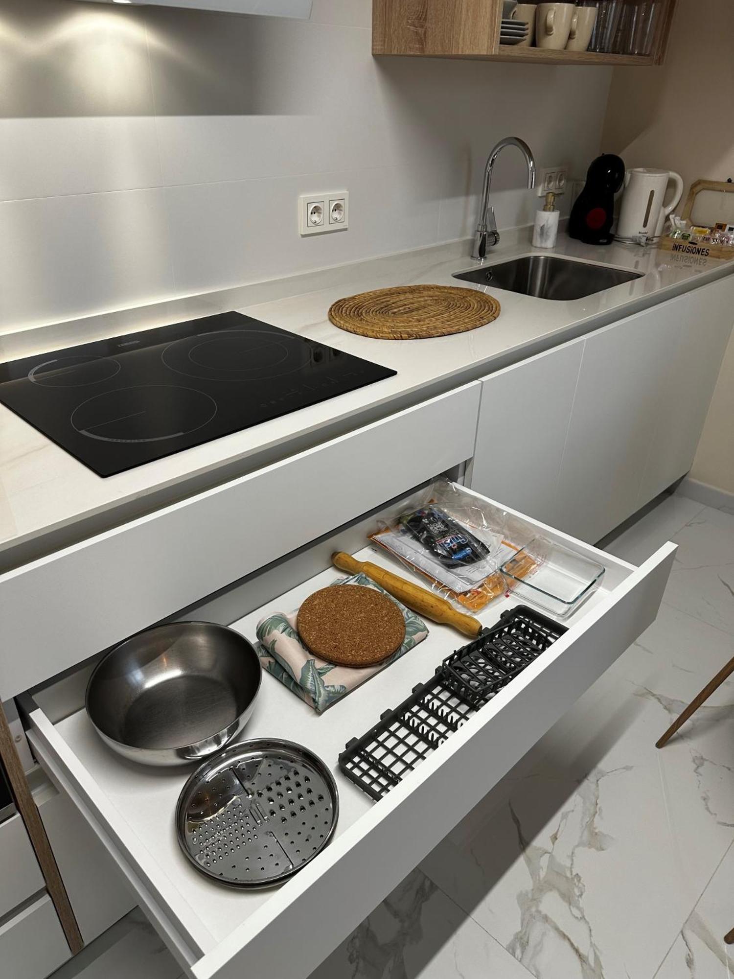 Marques De Robles Apartment มาลากา ภายนอก รูปภาพ